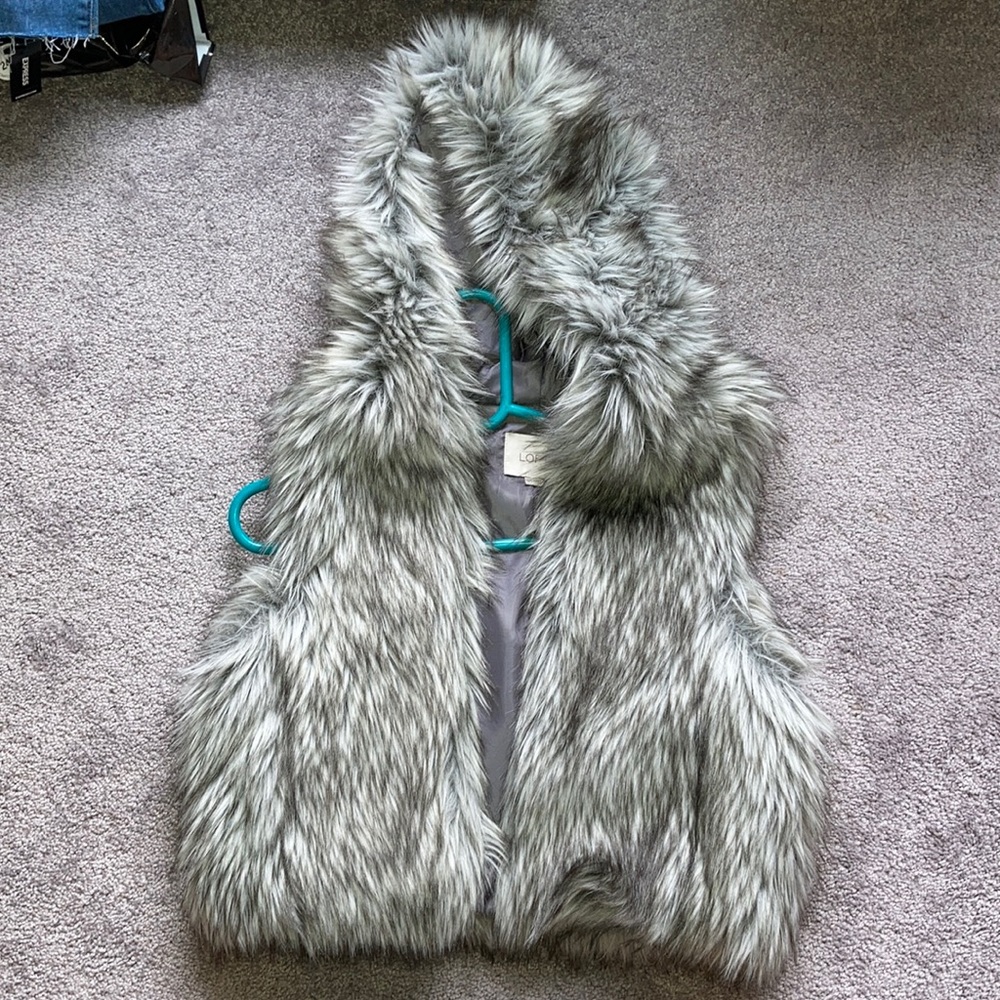 Ann Taylor Loft faux fur vest - gray